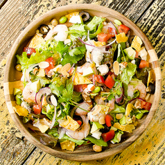 海老とアボカドのコブサラダ