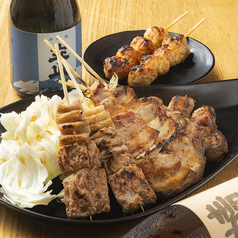 備長炭で丁寧に焼き上げる焼き鳥へのこだわり