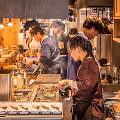 ニューロバタカタナ食堂天神西通り店の特集写真