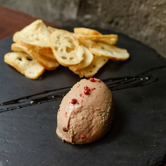 Chicken Liver Pate with Brown Bread【鶏白レバーのパテ～全粒粉パンを添えて～】