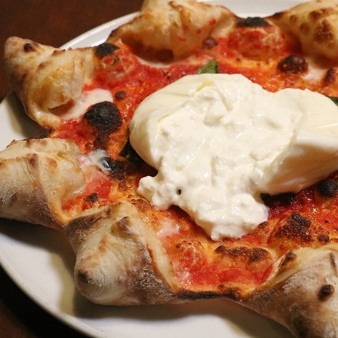 クリスマス限定ピッツァ。ご予約優先です。当店HPをご覧下さい。