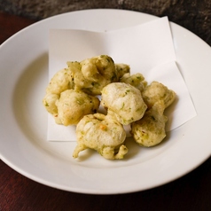 "Zeppoline" Seaweed in Fried Bread【生海苔のゼッポリーネ】