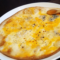 4種のチーズピザ/4 types of cheese pizza