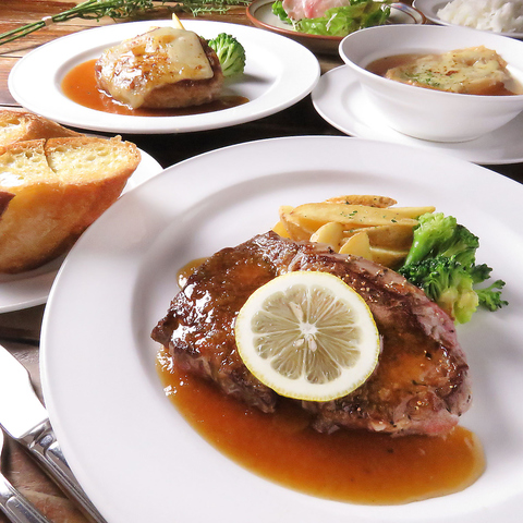 Cafe&Restaurant TOYBOX gC{bNX