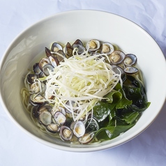 〆のワカメしじみラーメン