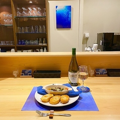 Almost Blueの特集写真