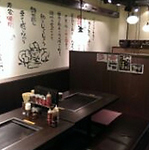 少人数から利用可のテーブル席です！団体での貸切は100名様～ご利用可◎店内にはキッズルームも完備!