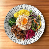 【スパイシーなアジア料理で、特別なひとときを】