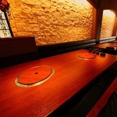 無料Wi-Fiを完備しており、電波の心配はありません。また、電源もご利用いただけるため、安心してお過ごしいただけます。