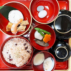 お食い初め膳