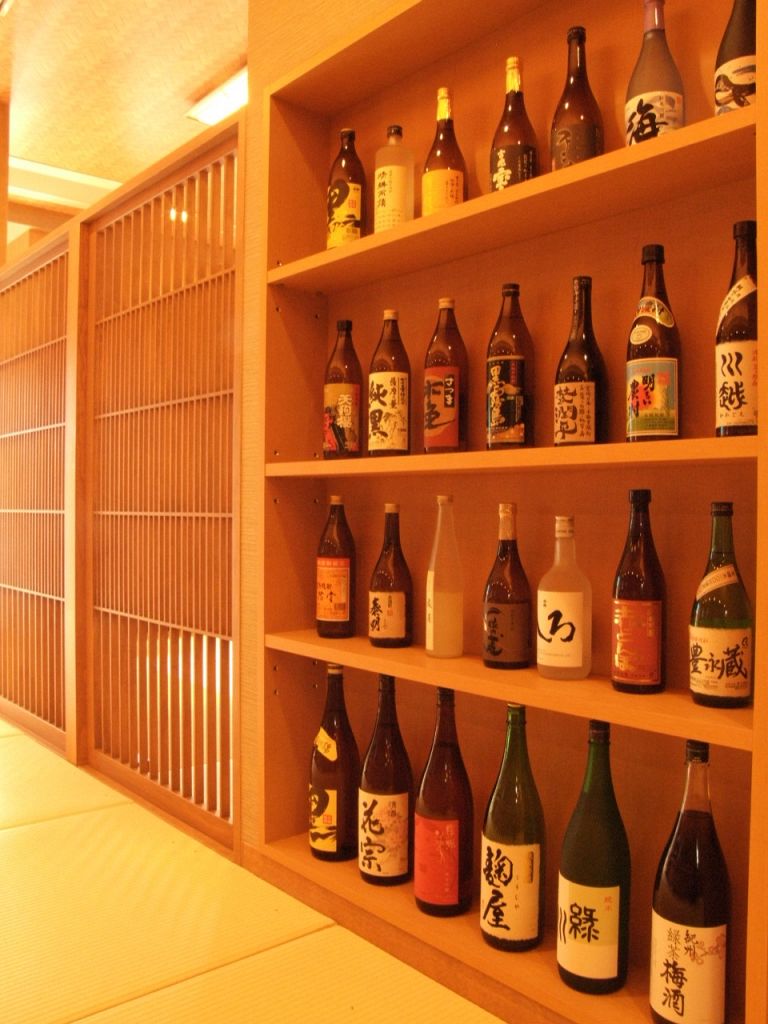 和を基調としたオシャレな空間は女性にも大人気★グルメ会や気軽な会社宴会のご予約も受付中！