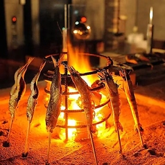 直送鮮魚の炉端焼き