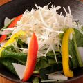 料理メニュー写真 生えのきと彩野菜サラダ