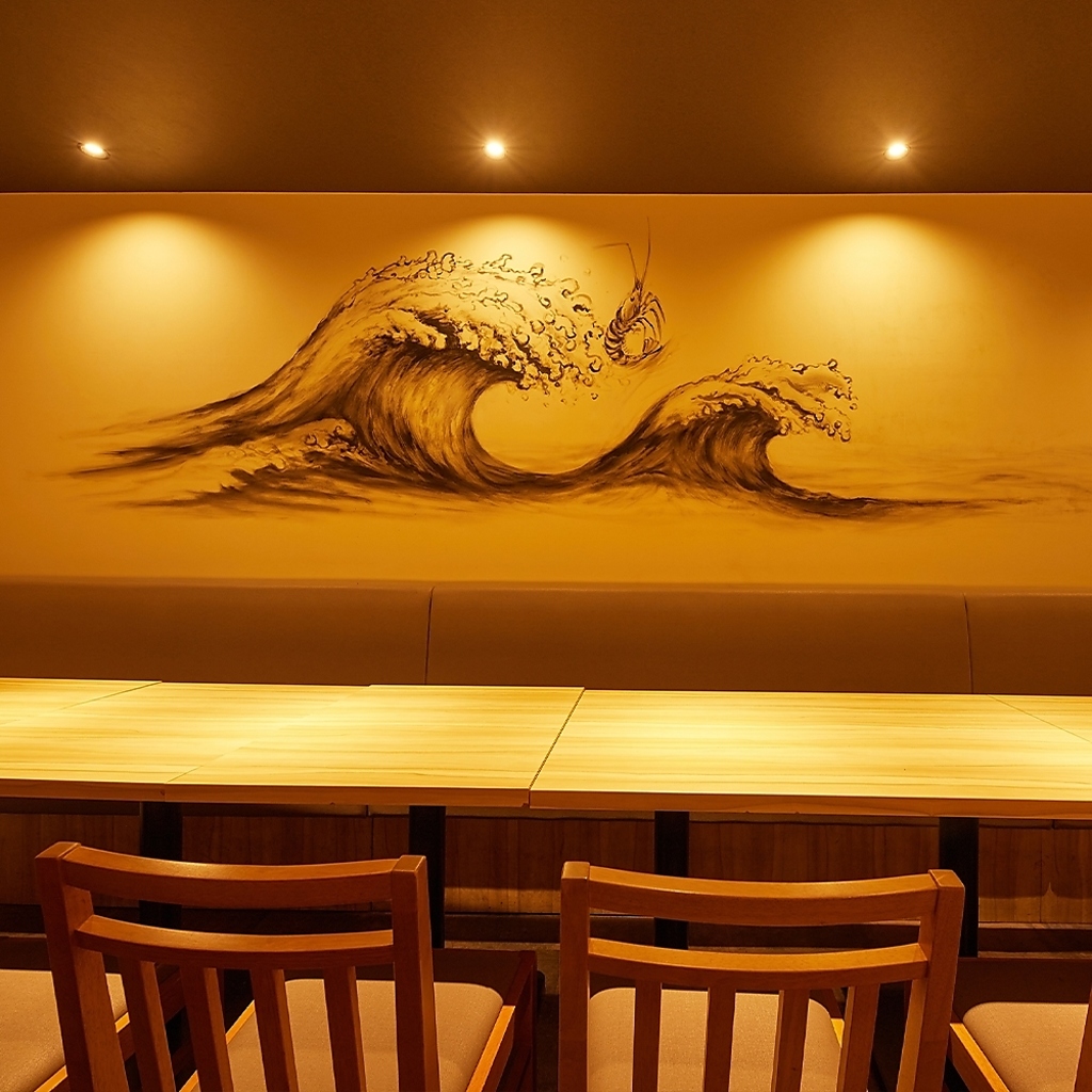 和モダンの落ち着いた空間で、宴会、飲み会、歓送迎会、女子会など各種宴会に是非ご利用下さい♪