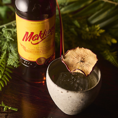 《透明コーヒーラムトニック》