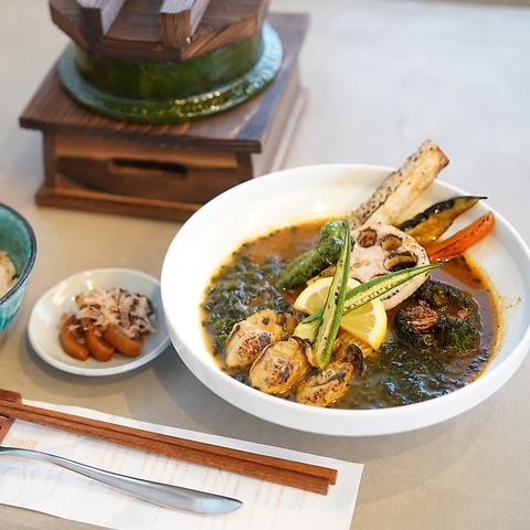 メディア出演でも話題★お洒落な本格紅茶とスープカレーを愉しめるお店です◎