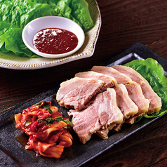 【韓国家庭料理】トロトロ焼テール/ポッサム蒸し豚