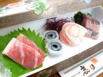 地元宮崎で獲れる旬の魚介。新鮮さ抜群！