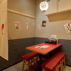 会社帰りにふらっと寄って帰るのはもちろん、友人との集まりや会社の宴会や歓送迎会などにもピッタリのお店です♪