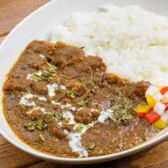 牛すじカレー（甘口・中辛）