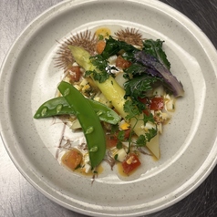 仏産 温製ホワイトアスパラガス ラヴィゴットソース