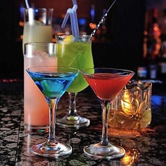 Lounge Bar Cuzila クジラ 沼津のおすすめポイント1