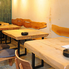 カウンター席ではスタッフとの会話は勿論、オリジナルカクテルのご提供も!