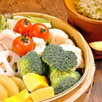 女性に人気！旬野菜が味わえる♪温野菜のバーニャーカウダ！野菜本来の味を閉じ込めたヘルシーな味♪