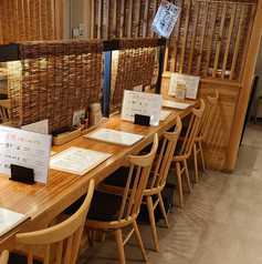 お一人様でもゆっくりお食事やお酒を楽しんでいただけます♪