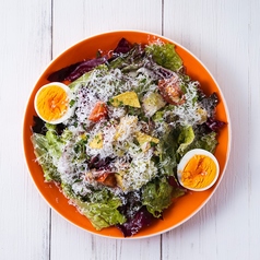 彩り野菜のシーザーサラダ