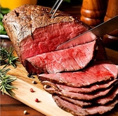 和牛・鮮魚を中心に、サラダ、お刺身、揚げ物、逸品、甘味までバランスよく揃った飲み放題付コースを3500円～ご用意しております！ボリューム満点でコスパも抜群のコースで宴会をお楽しみください！