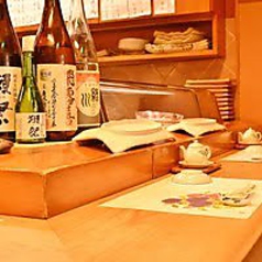 日本酒・焼酎・ワインなど、各種取り揃えています。