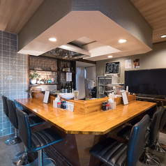 団体様も大歓迎！6名様以上で貸切にも対応。広々とした空間で、周りを気にせず仲間とワイワイ盛り上がれます！一体感のある宴会をどうぞ。