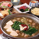 鍋や旬な魚、九州料理を堪能できる自慢のコースをご用意♪