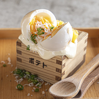 オリジナルの升でご提供★目にも楽しい燻製料理