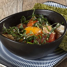 海鮮のり巻きユッケ