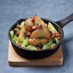 新じゃがと春キャベツのアンチョビバター