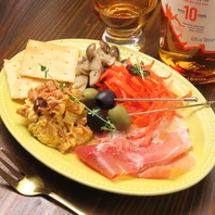 気軽に楽しめるアラカルトを豊富にご用意♪