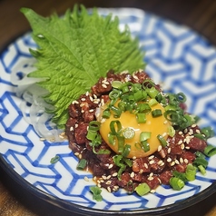 馬肉ユッケ