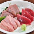 料理メニュー写真 南まぐろ刺身/サーモン刺身/タイ刺身/カンパチ刺身