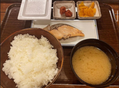 シャケ定食