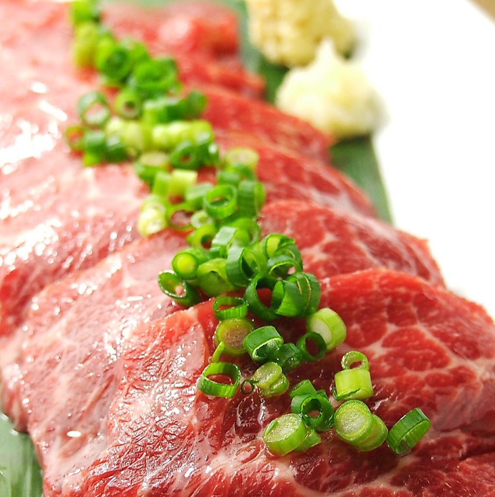 熊本から直送の馬刺し！！鮮度に自信あり♪
