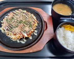 鉄板お好み焼き定食