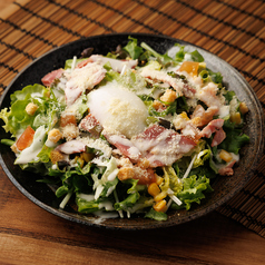 炙りベーコンのシーザーサラダ