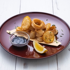 カラマリ（ヤリイカ）フリット イカ墨マヨソース