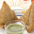 料理メニュー写真 Samosa サモサ 1p