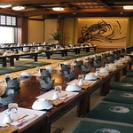 大規模な宴会に対応するお座敷個室も完備。最大80名様までOK。歓送迎会等やお祝い会など各種ご宴会に