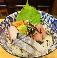 海鮮丼
