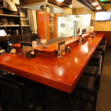 焼き鳥 十升 流川店の雰囲気1