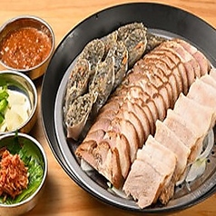 韓国料理ポチャ クァンジャン市場の特集写真